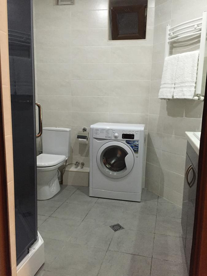 House 41 Bed & Breakfast Tbilisi Bagian luar foto