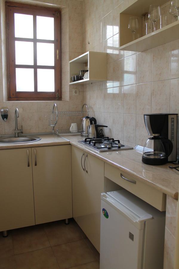 House 41 Bed & Breakfast Tbilisi Bagian luar foto